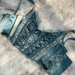 VS medium Corset